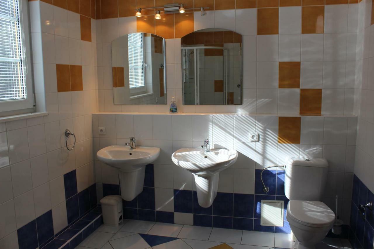 Apartman V Podskali Hluboka nad Vltavou Ngoại thất bức ảnh
