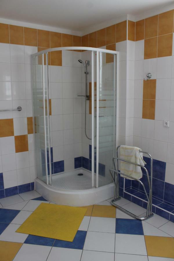 Apartman V Podskali Hluboka nad Vltavou Ngoại thất bức ảnh